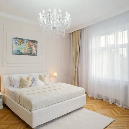 Louvre By Masterpiece Apts - Lux & Confort