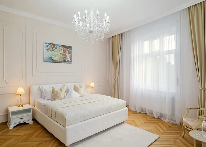 Louvre By Masterpiece Apts - Lux & Confort